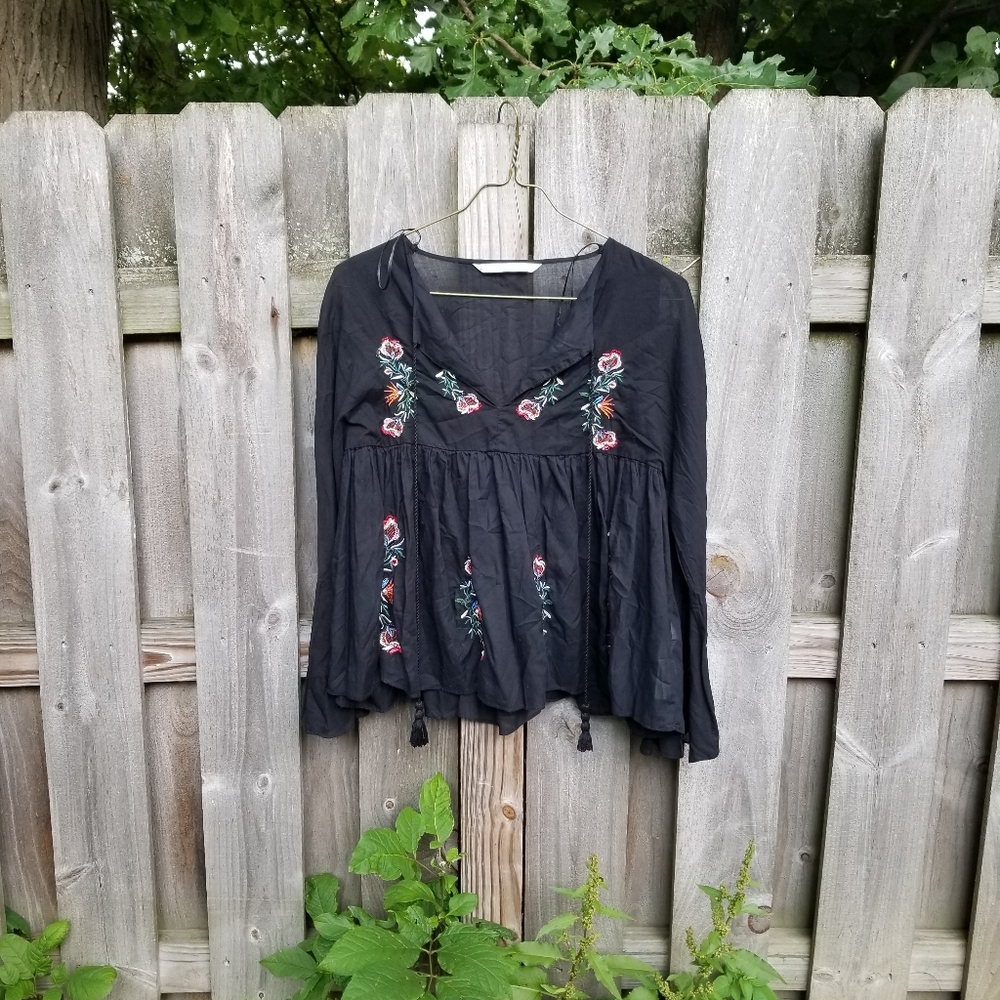 Zara  M Black Blouse Embroidered Trafaluc